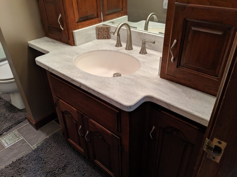 Buffing solid surface countertops